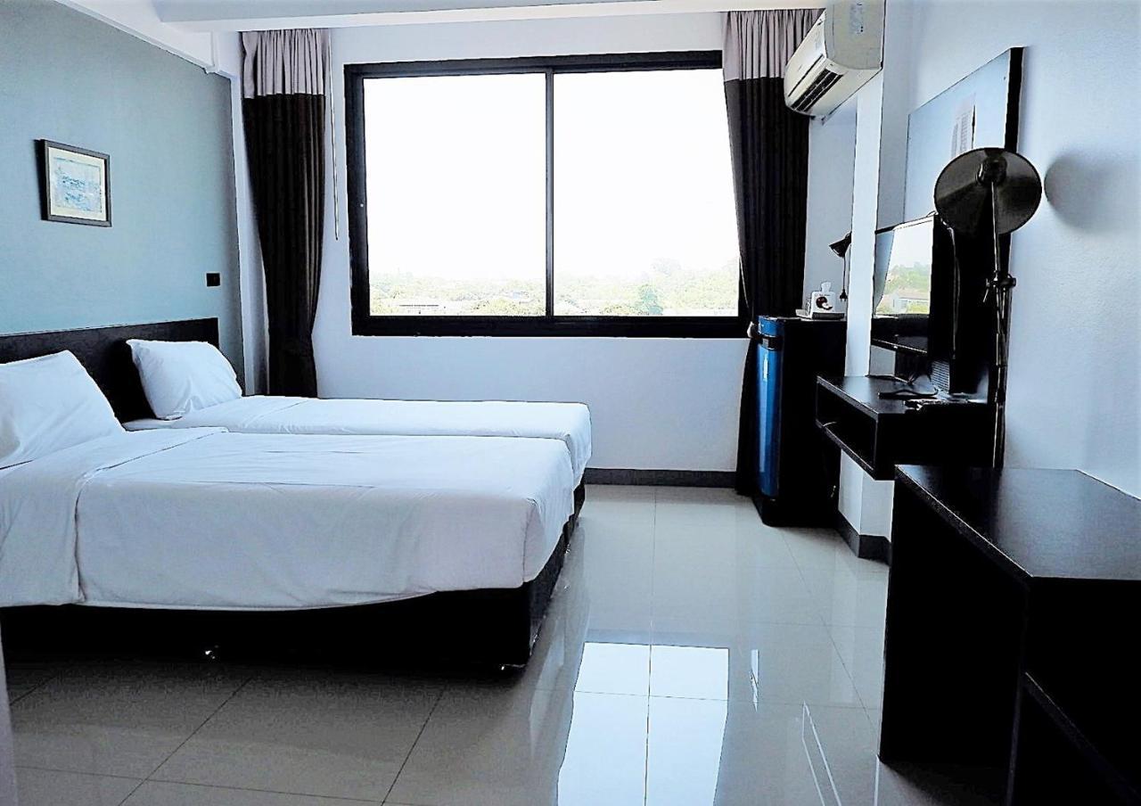 Izen Budget Hotel & Residence Rayong Ngoại thất bức ảnh